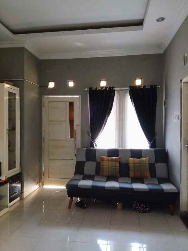 dijual rumah tlogoadi
