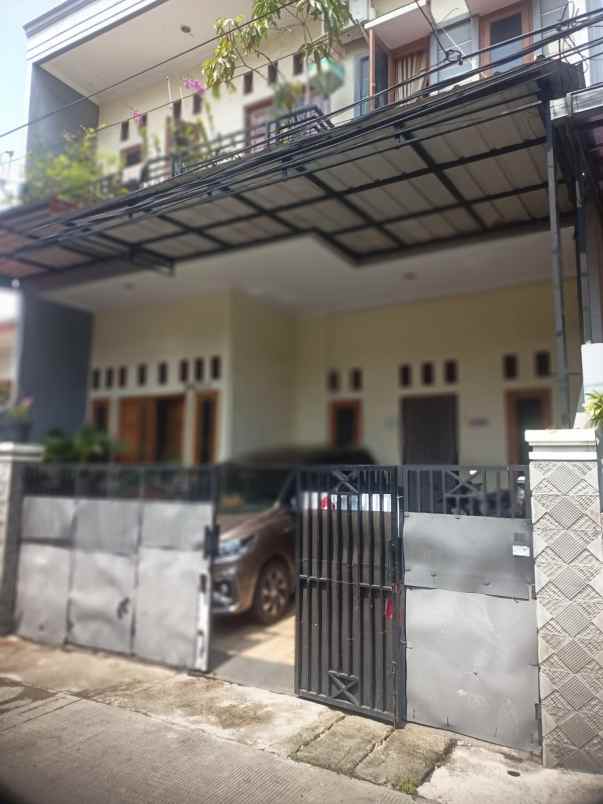 dijual rumah tugu utara