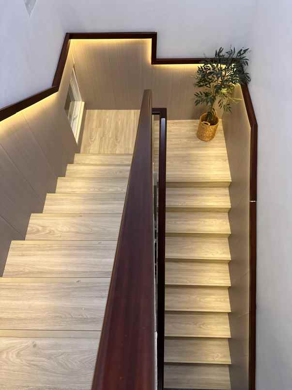 dijual rumah victoria valley citraland