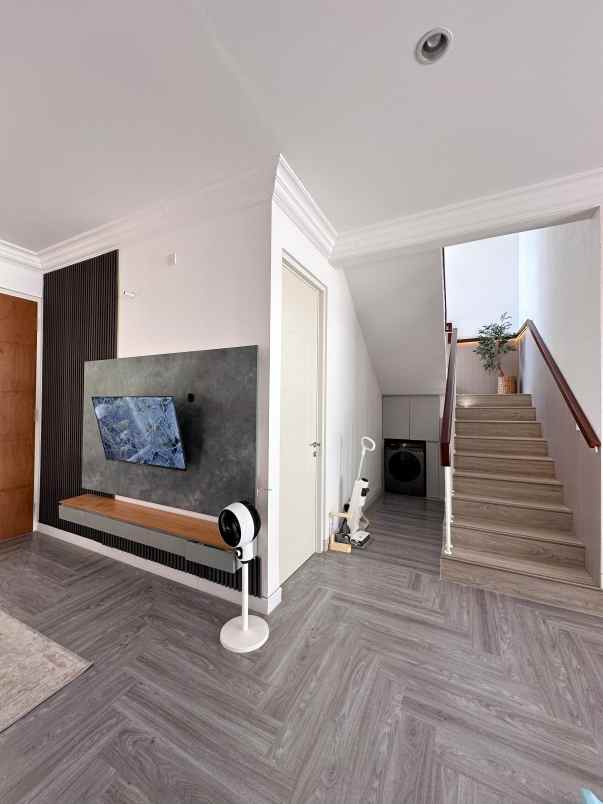 dijual rumah victoria valley citraland