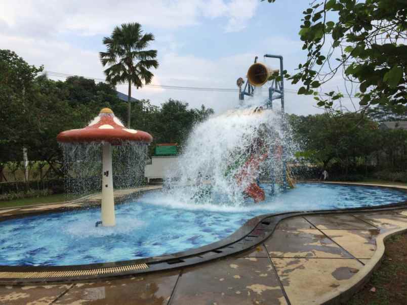 dijual rumah villa casablanca jl muchtar