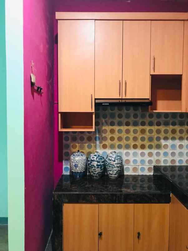 dijual rumah villa casablanca jl muchtar