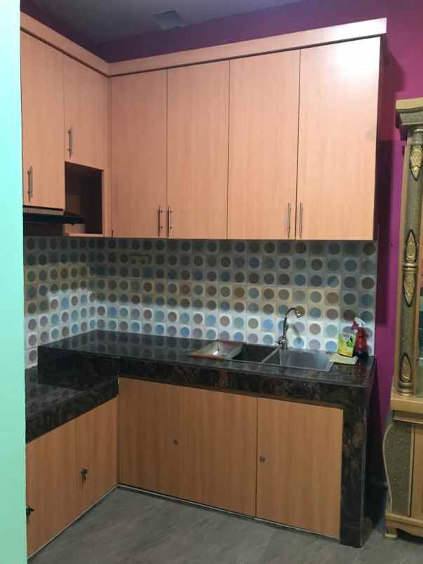 dijual rumah villa casablanca jl muchtar