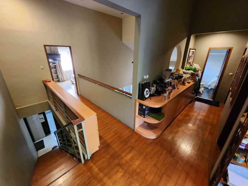 dijual rumah villa cinere mas pisangan