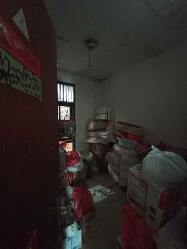 dijual rumah villa kalijudan