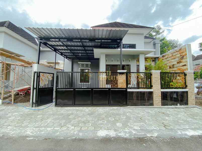 dijual rumah wedomartani