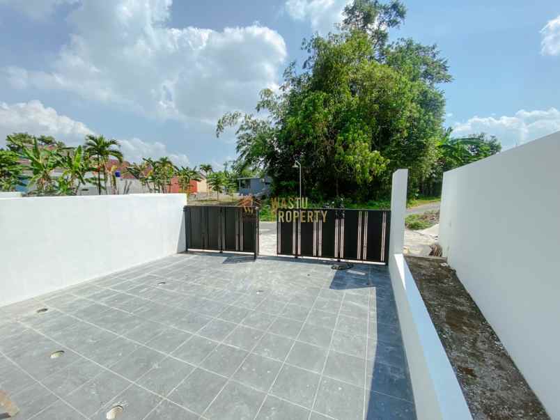 dijual rumah wedomartani ngemplak