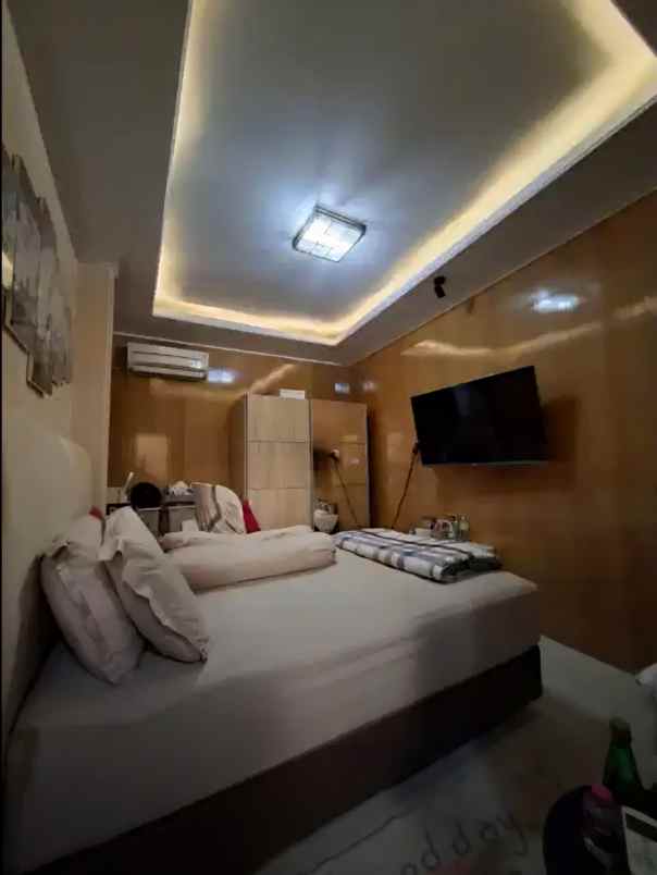 dijual rumah wirogunan