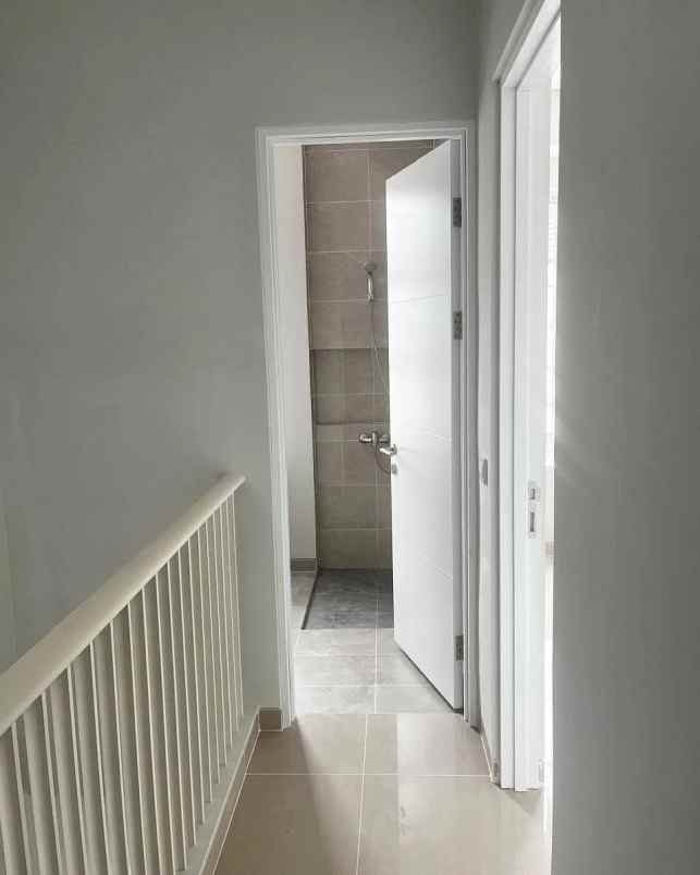 dijual rumah wisata bukit mas