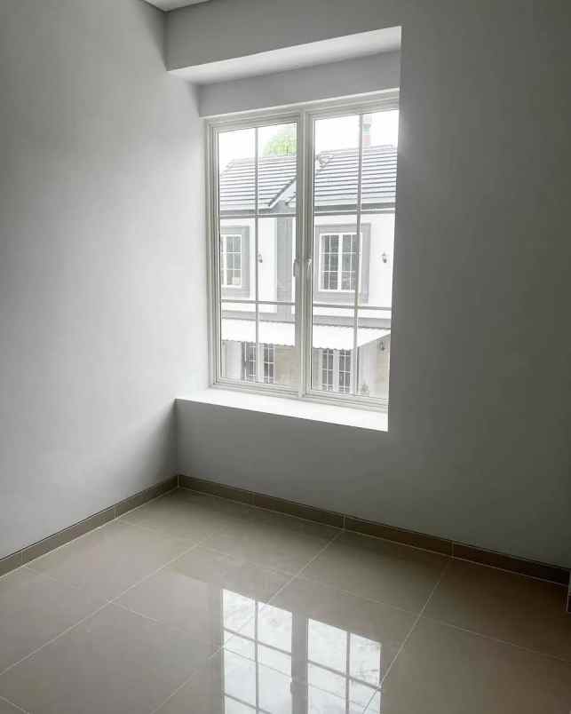 dijual rumah wisata bukit mas