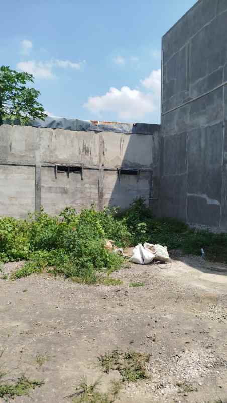 dijual tanah 1 km xt square