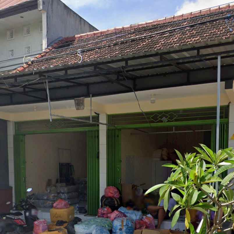 dijual tanah belakang terminal ubung