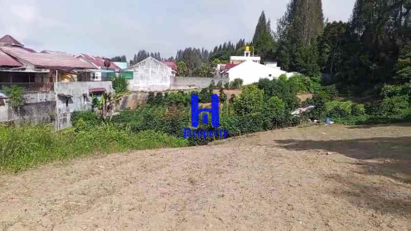 dijual tanah daerah berastagi jalan