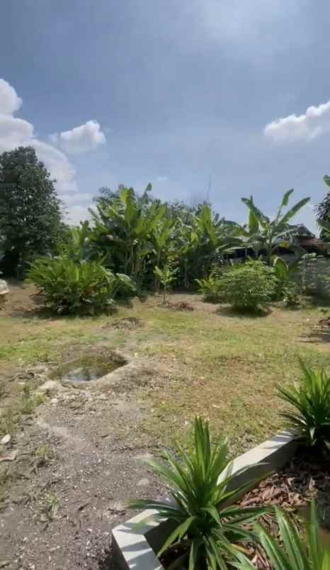dijual tanah jl raya kalisuren