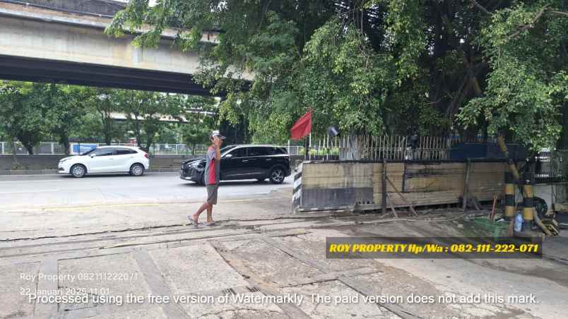 dijual tanah jl yos sudarso tg priok