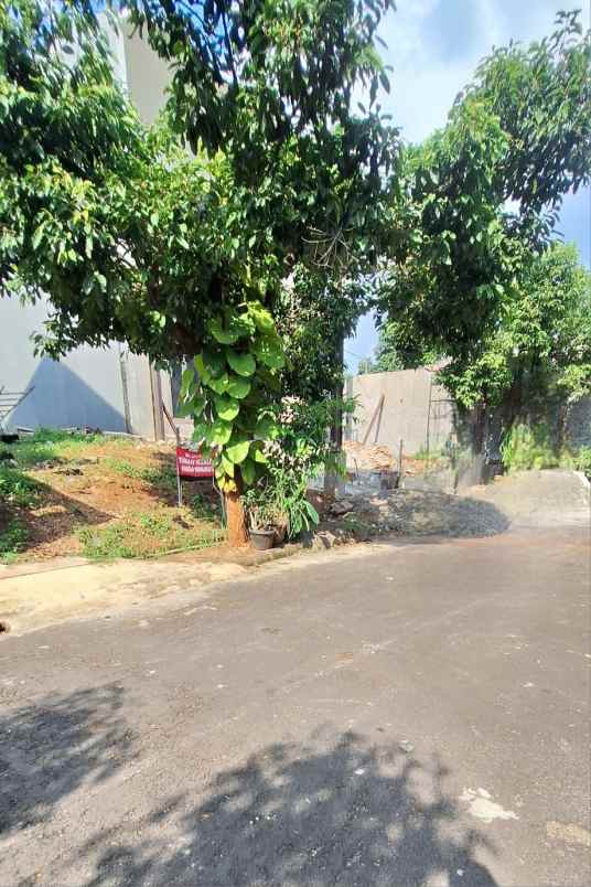 dijual tanah kemang pratama