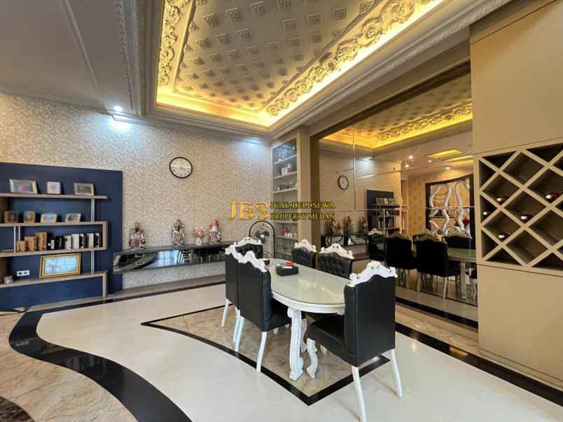 dijual villa komplek cemara asri