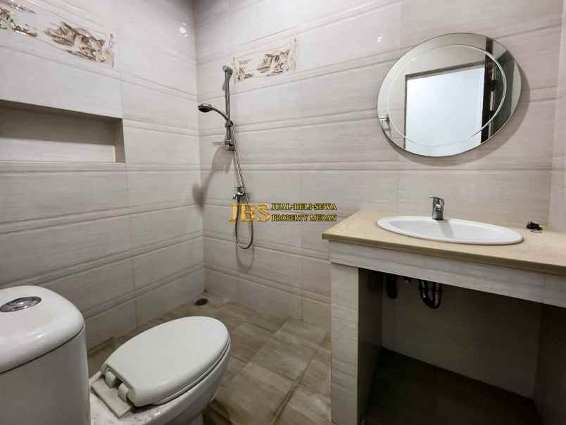 dijual villa komplek cemara asri jalan