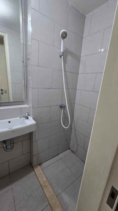 disewakan apartemen apartemen amor pakuwon