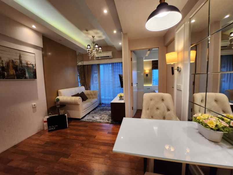 disewakan apartemen orchard lantai 31 full furnish