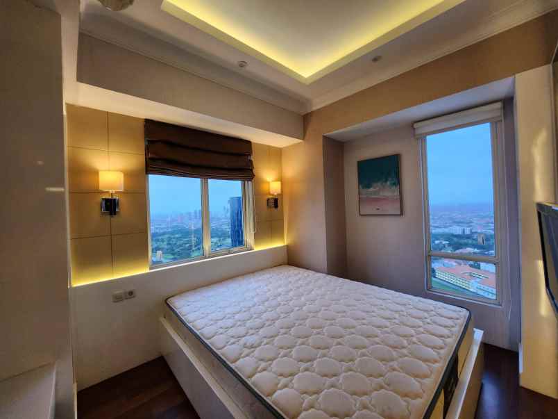 disewakan apartemen orchard lantai 31 full furnish