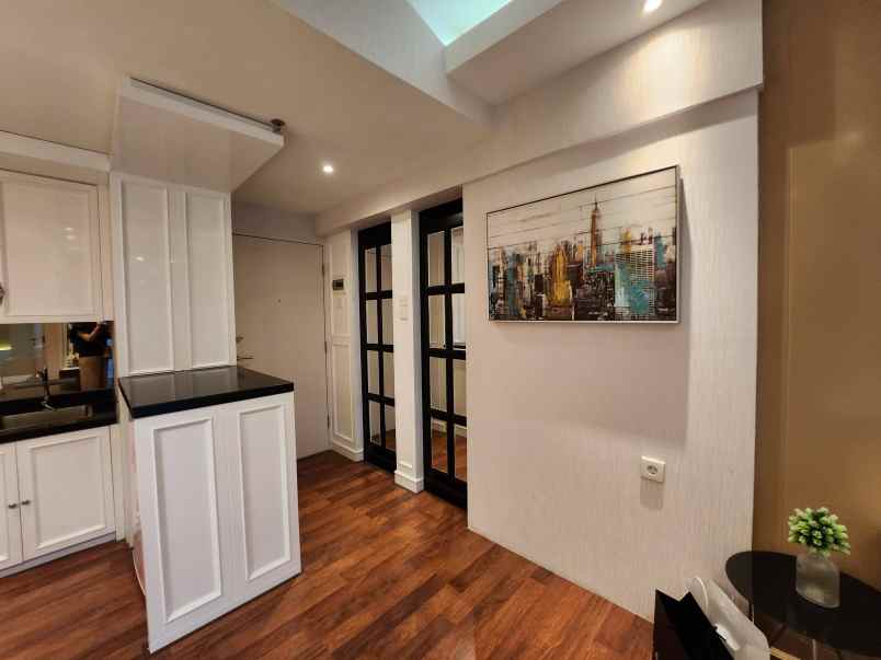 disewakan apartemen orchard lantai 31 full furnish