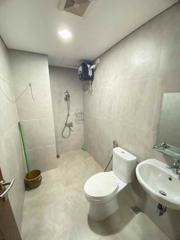 disewakan apartemen pollux habibie