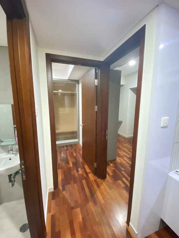 disewakan apartemen pollux habibie