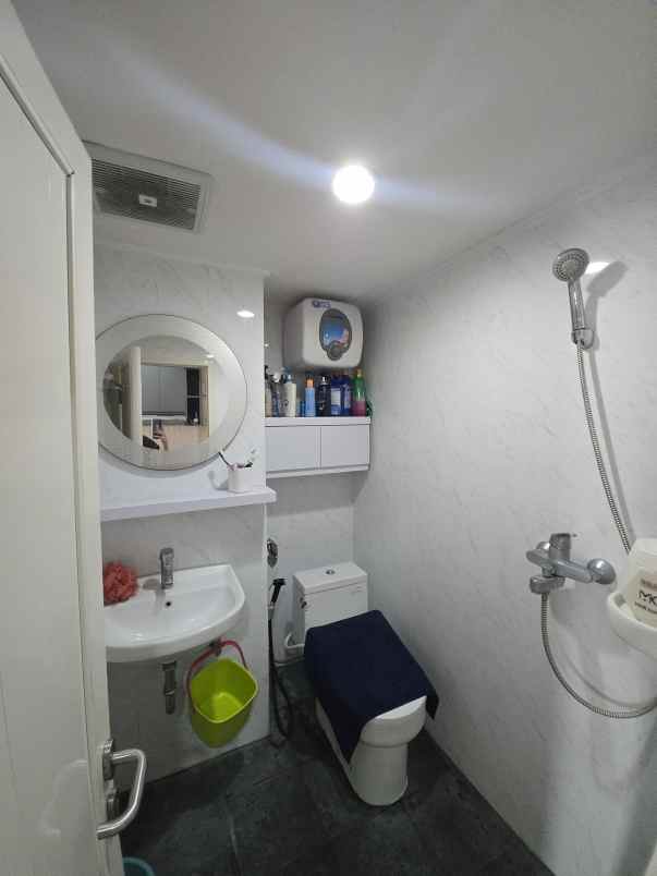 disewakan apartemen puncak kertajaya tower b
