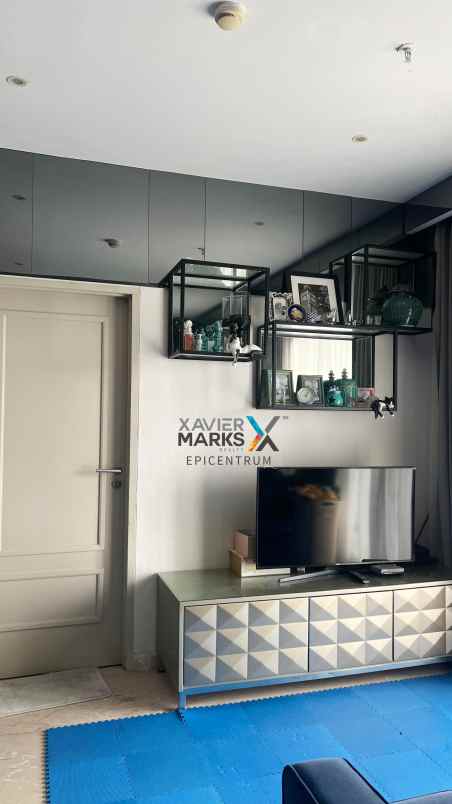 disewakan apartment the peak pusat kota furnished