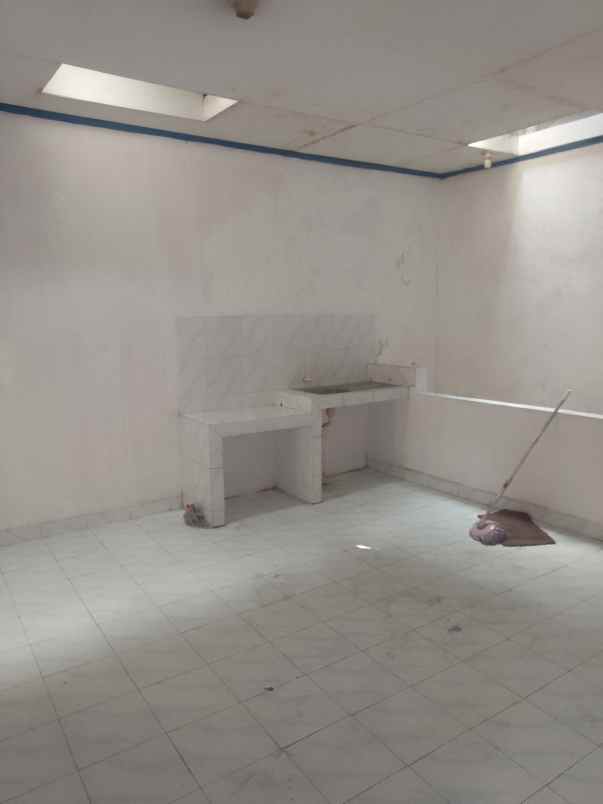 disewakan ruko gudang kantor jl candi gebang condong