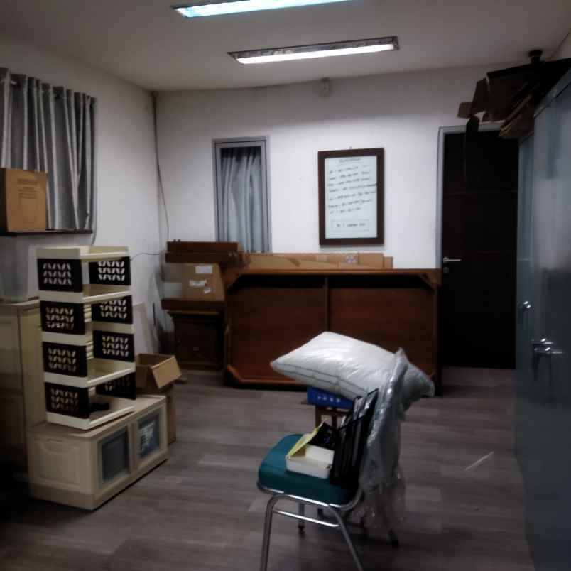 disewakan ruko gudang kantor kampung melayu