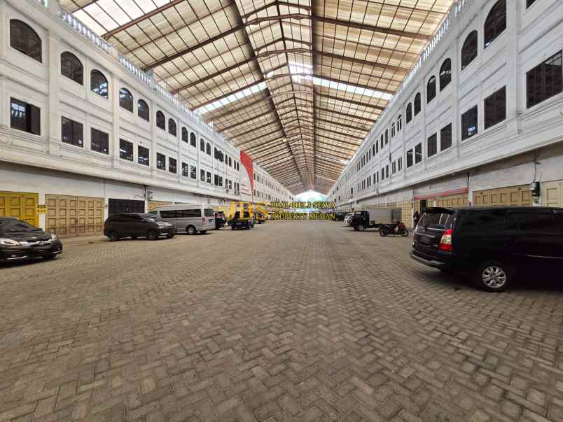 disewakan ruko gudang kantor komplek cbd polonia jalan