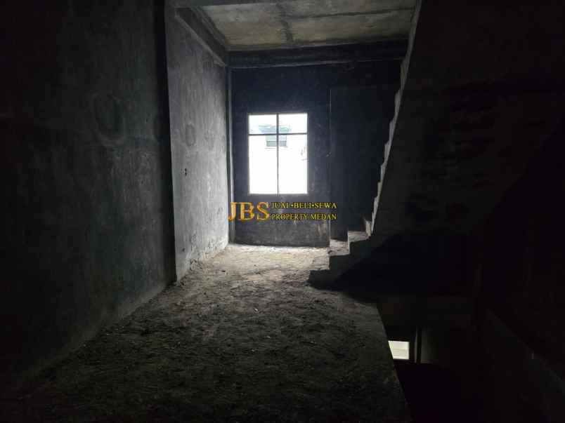 disewakan ruko gudang kantor komplek cbd polonia jalan