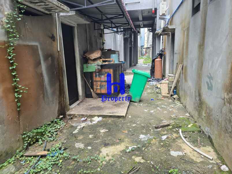 disewakan ruko gudang kantor komplek cbd polonia jalan