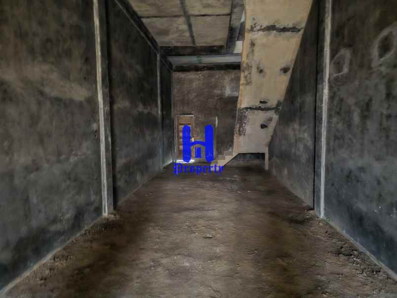 disewakan ruko gudang kantor komplek cbd polonia jalan