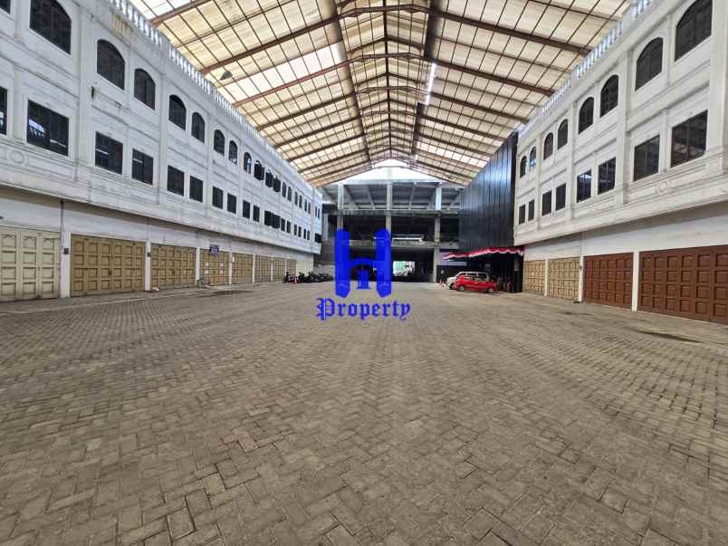 disewakan ruko gudang kantor komplek cbd polonia jalan