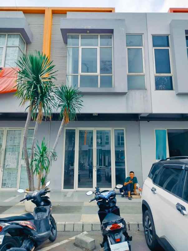 disewakan ruko gudang kantor victoria mainstreet grand