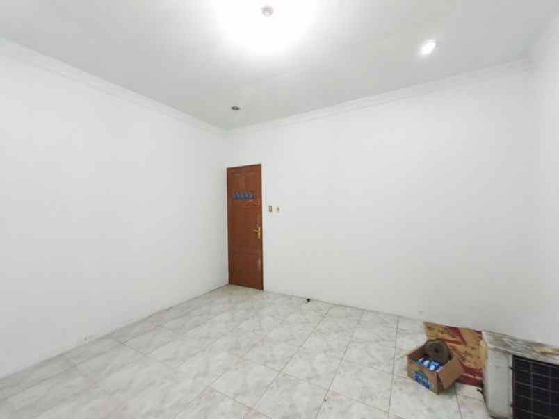 disewakan rumah 1 tingkat komplek cemara asri