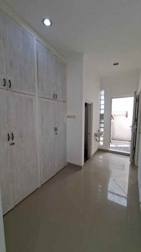 disewakan rumah cilobak pangkalan jati