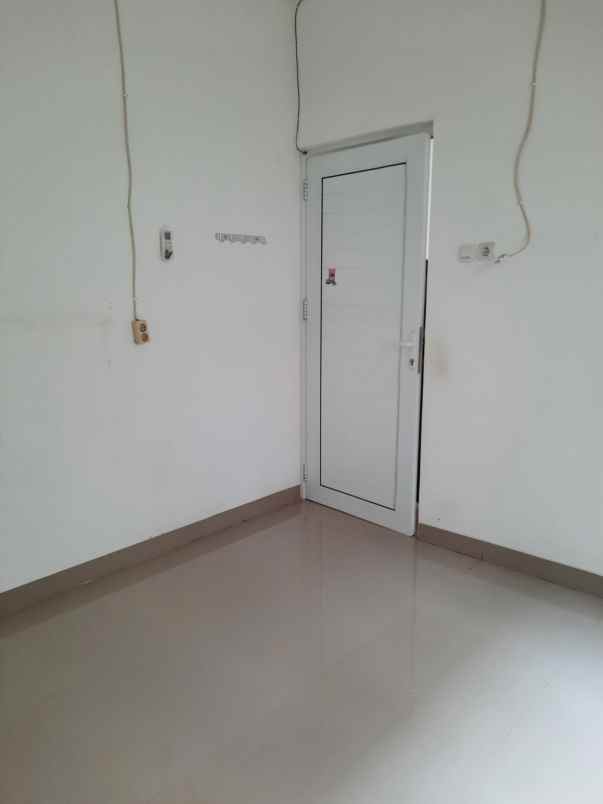 disewakan rumah cilobak pangkalan jati