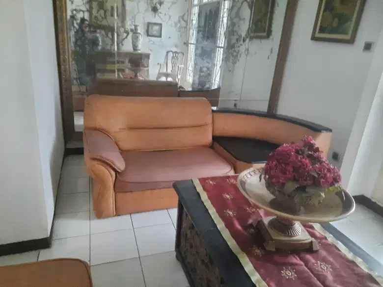 disewakan rumah cirendeu