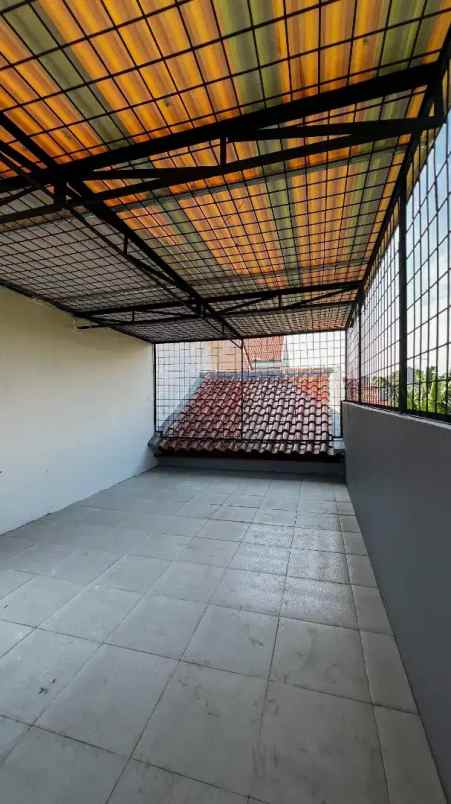 disewakan rumah cirendeu ciputat