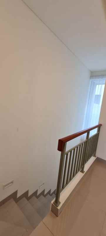 disewakan rumah di asera nishi harapan indah bekasi