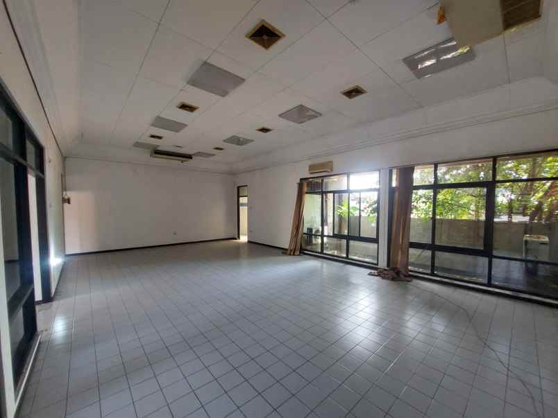 disewakan rumah dr soetomo tegalsari