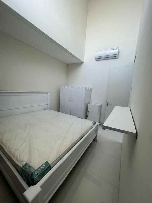 disewakan rumah grand pakuwon cluster