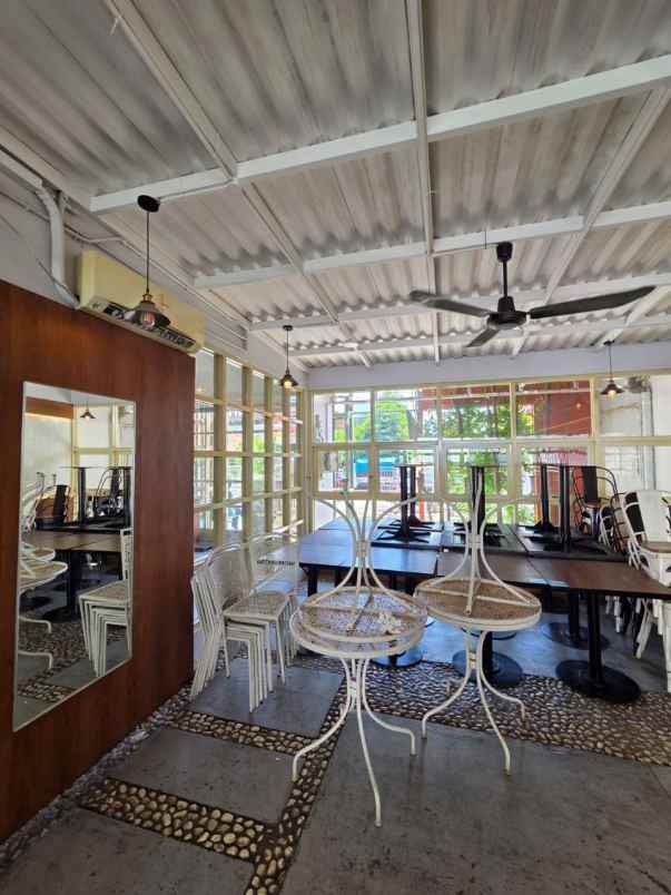 disewakan rumah jemursari untuk usaha cafe restoran
