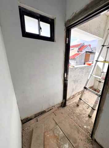 disewakan rumah jl h naman kalisari