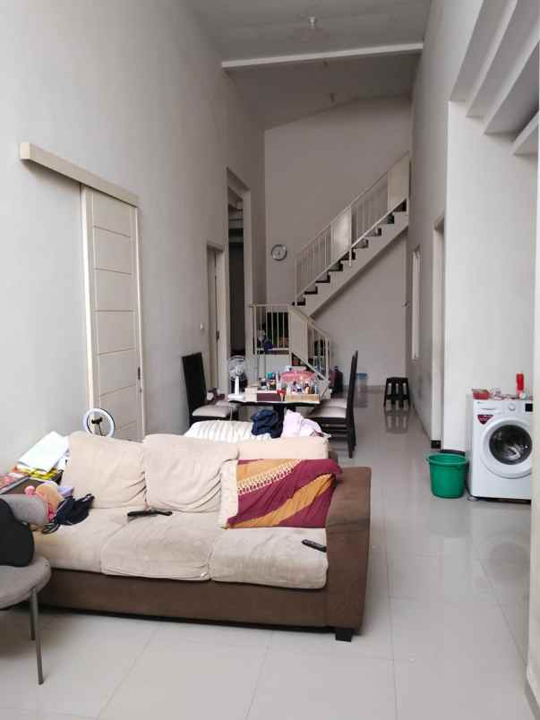 disewakan rumah kalijudan asri indah