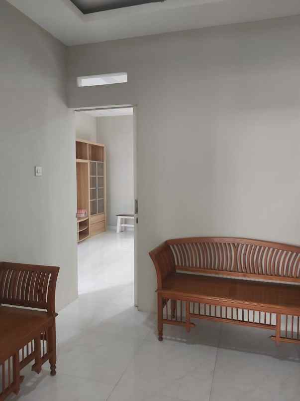 disewakan rumah komp tamansari bukit bandung